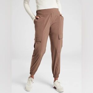 NWOT Athleta Chelsea Utility Recovery Active Jogger Mineral Brown - 28” - Size 2